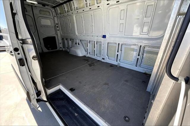2020 Mercedes-Benz Sprinter 2500 High Roof I4
