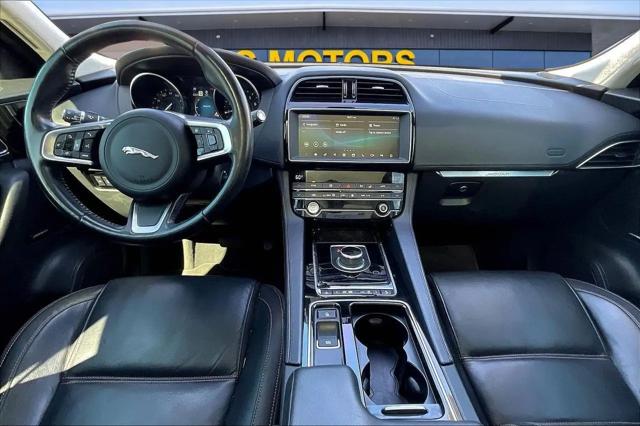 2020 Jaguar F-PACE Prestige P300 AWD Automatic