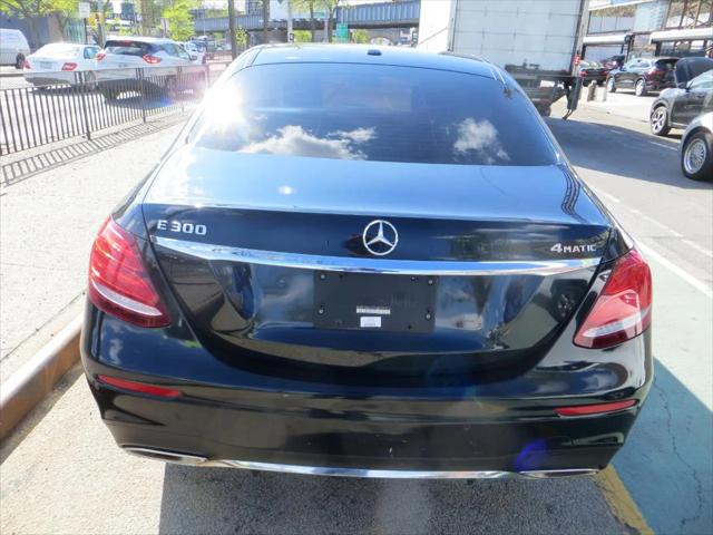 2017 Mercedes-Benz E-CLASS E 300 E 300