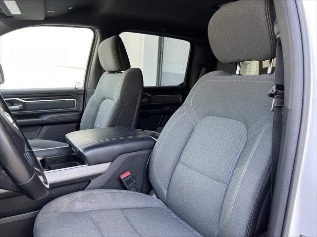 2022 Ram 1500 Big Horn Crew Cab 4x4 5'7" Box
