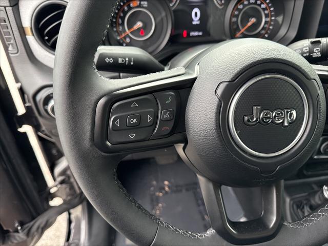 2025 Jeep Wrangler 4-Door Summit 4x4