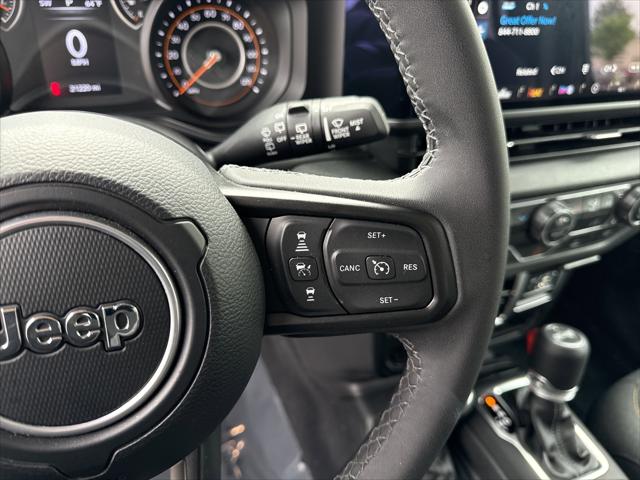 2025 Jeep Wrangler 4-Door Summit 4x4