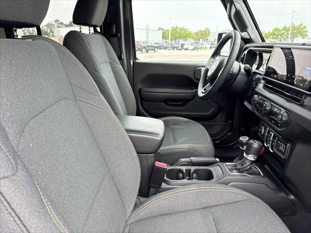 2025 Jeep Wrangler 4-Door Summit 4x4