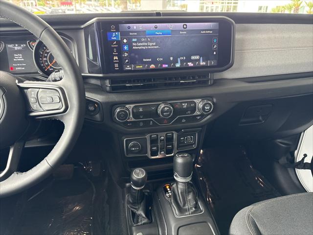 2025 Jeep Wrangler 4-Door Summit 4x4
