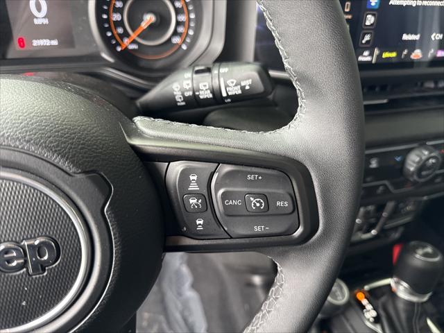 2025 Jeep Wrangler 4-Door Summit 4x4