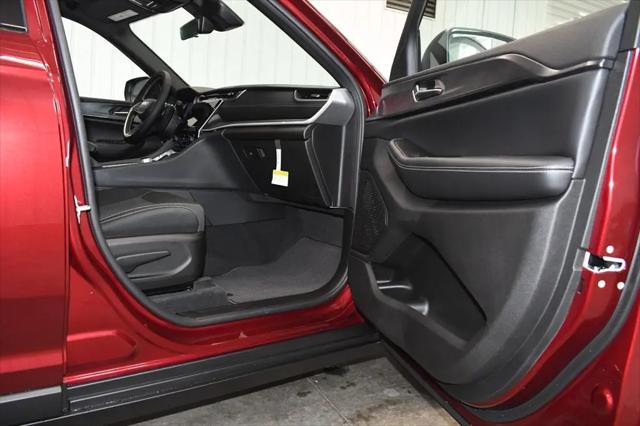 2026 Jeep Grand Cherokee L Altitude 4x4
