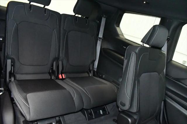 2026 Jeep Grand Cherokee L Altitude 4x4