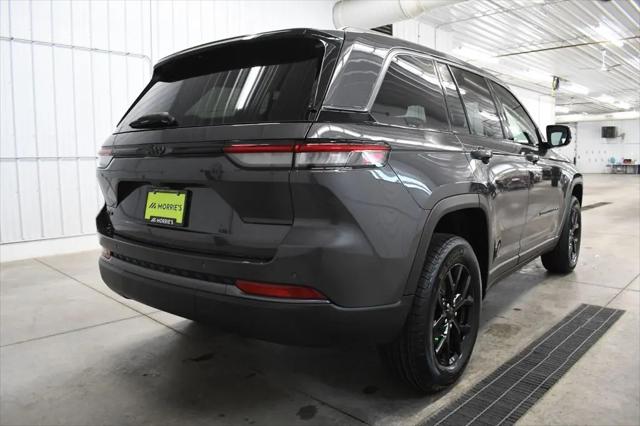 2026 Jeep Grand Cherokee Altitude 4x4