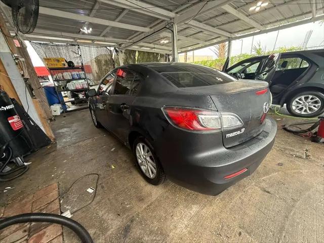 2013 Mazda Mazda3 i Grand Touring