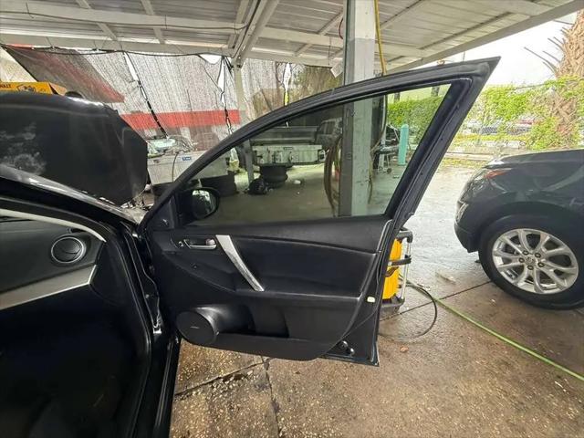 2013 Mazda Mazda3 i Grand Touring