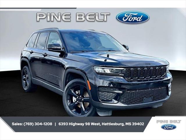2022 Jeep Grand Cherokee Altitude 4x4 for sale in Hattiesburg, MS