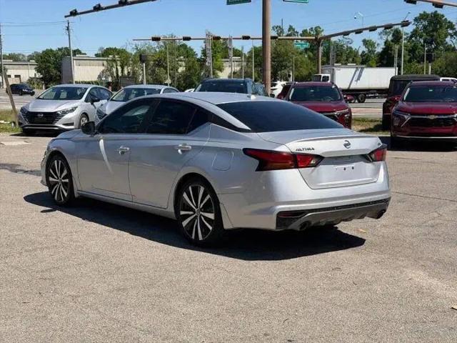 2020 Nissan Altima SR FWD