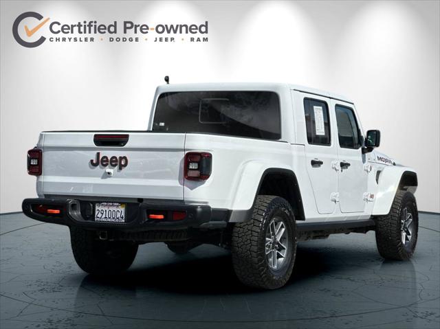 2024 Jeep Gladiator Sport