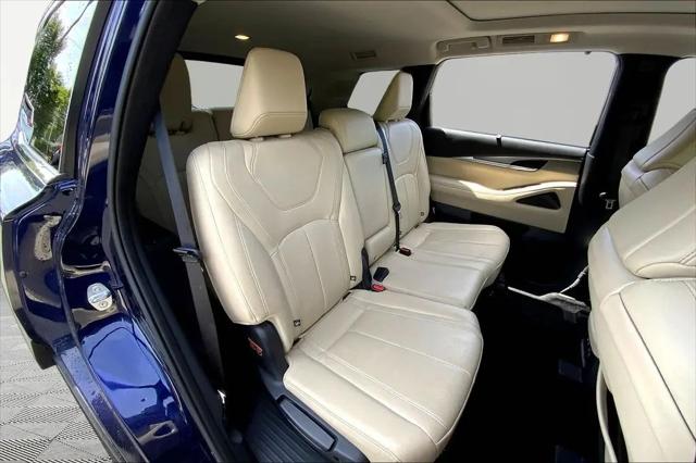 2023 INFINITI QX60 LUXE AWD