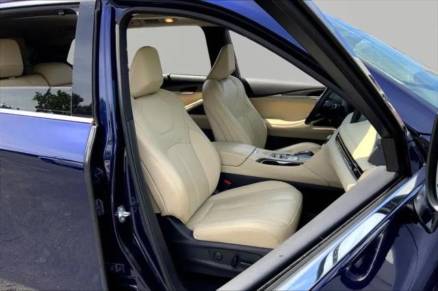 2023 INFINITI QX60 LUXE AWD
