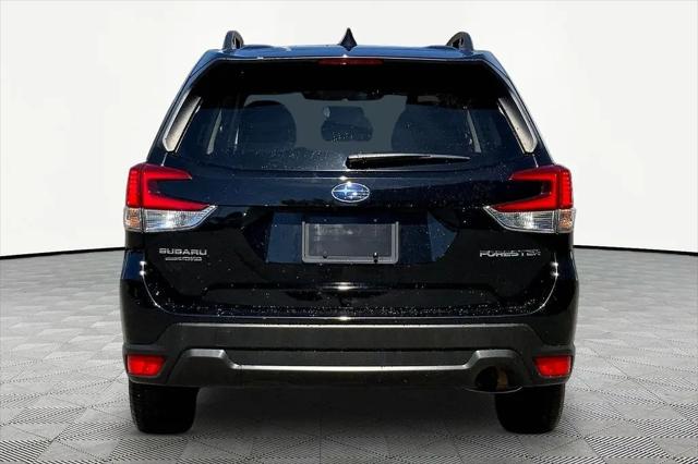 2024 Subaru Forester Premium