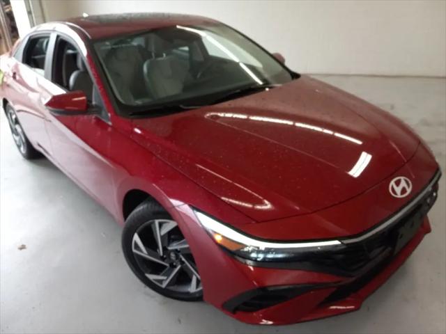 2025 Hyundai Elantra Hybrid Limited for sale in Toledo, OH