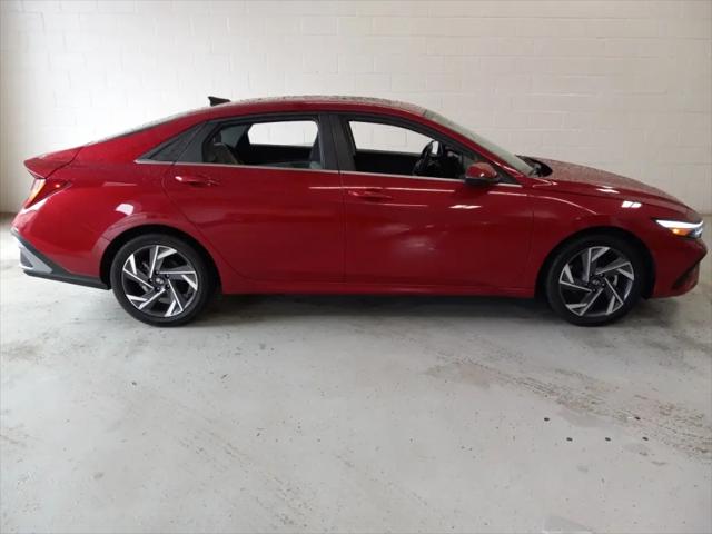 2025 Hyundai Elantra Hybrid Limited
