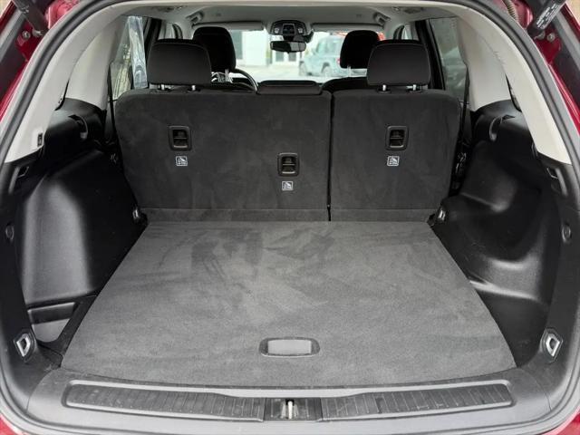2022 Jeep Grand Cherokee Laredo 4x4