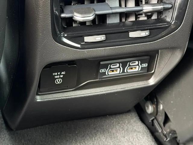 2022 Jeep Grand Cherokee Laredo 4x4