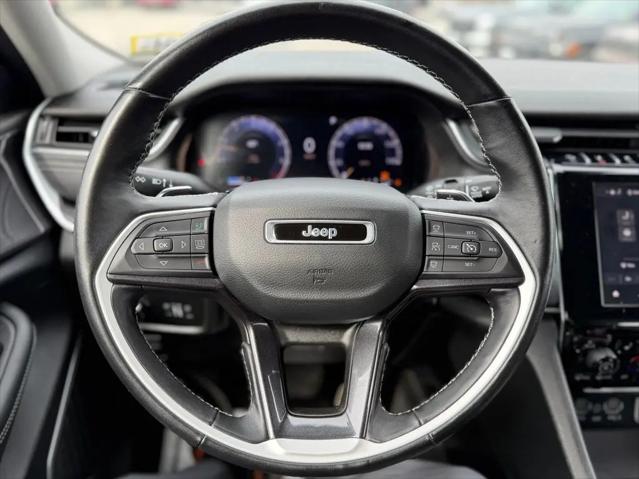 2022 Jeep Grand Cherokee Laredo 4x4