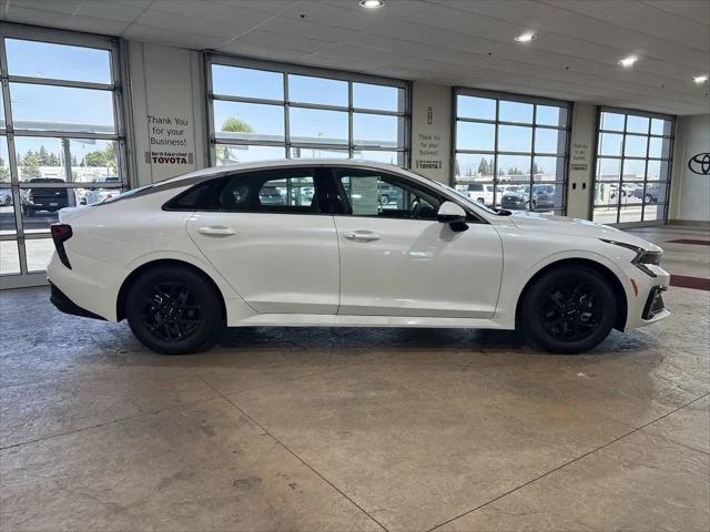 2025 Kia K5 LXS