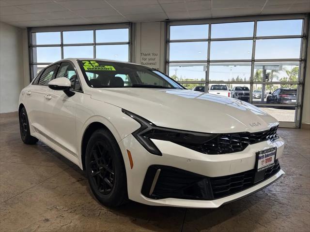 2025 Kia K5 LXS