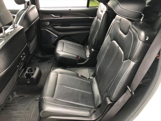 2022 Jeep Grand Cherokee L Overland 4x4