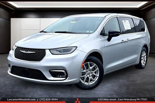 2024 Chrysler Pacifica Touring L for sale in East Petersburg, PA