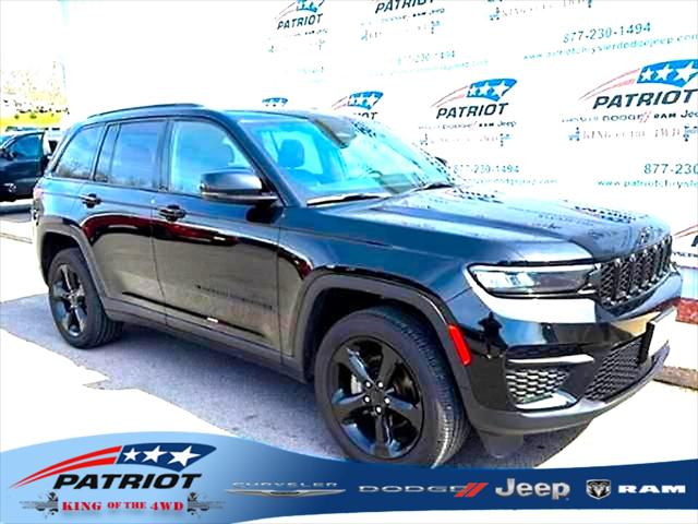 2024 Jeep Grand Cherokee Altitude 4x4 for sale in Oakland, MD