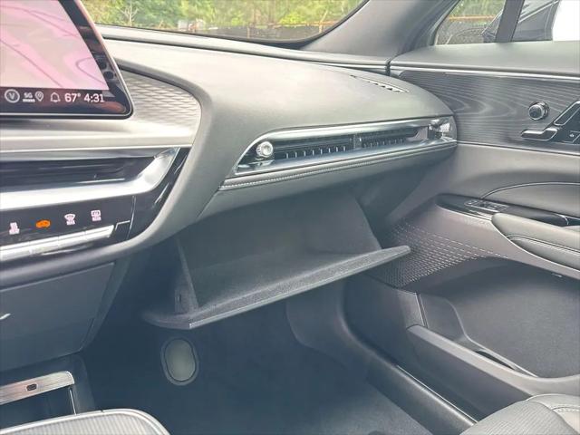 2026 Cadillac iQ Luxury AWD