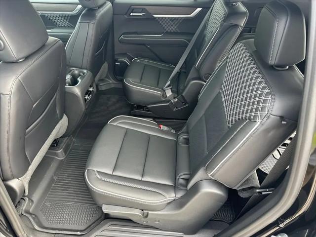 2026 GMC Acadia Denali FWD