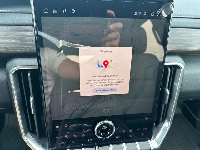 2026 GMC Acadia Denali FWD