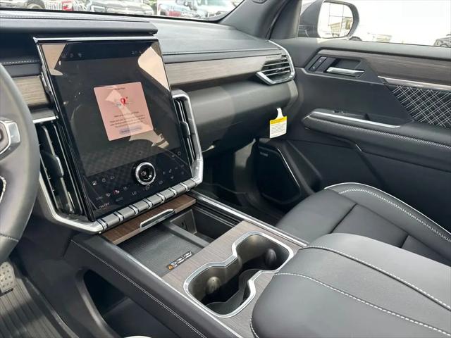 2026 GMC Acadia Denali FWD