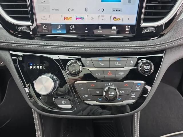 2026 Chrysler Pacifica Limited AWD
