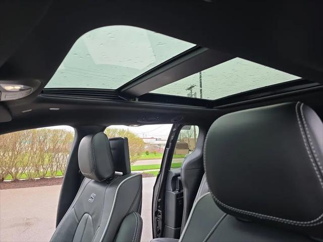 2026 Chrysler Pacifica Limited AWD
