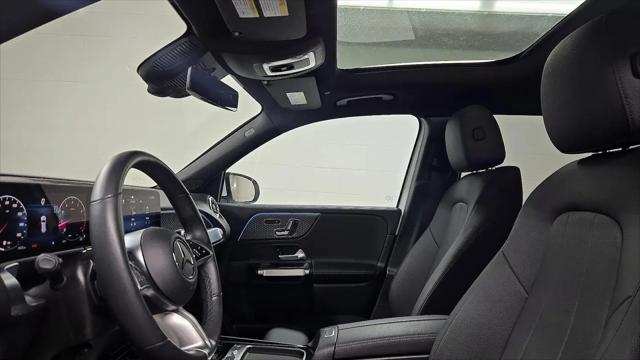 2025 Mercedes-Benz GLB 4MATIC