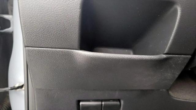 2024 Nissan Kicks SV Xtronic CVT