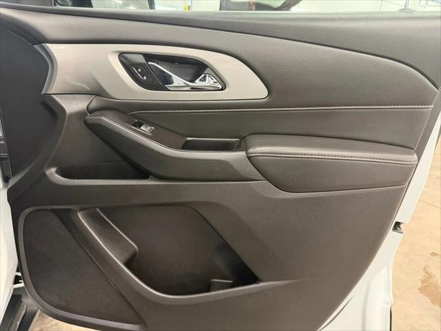 2020 Chevrolet Traverse AWD LT Cloth