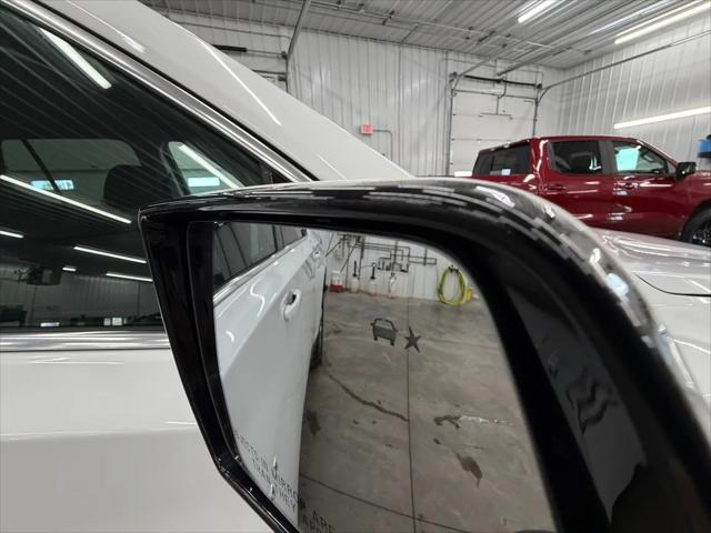 2020 Chevrolet Traverse AWD LT Cloth