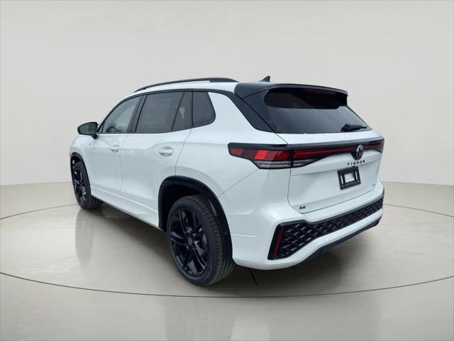 2026 Volkswagen Tiguan SE R-Line Black