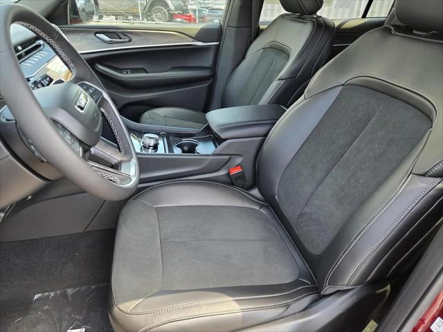 2026 Jeep Grand Cherokee L Altitude 4x4
