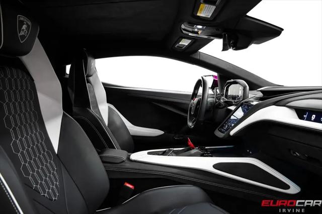 2025 Lamborghini Revuelto Revuelto