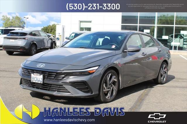 2025 Hyundai Elantra Hybrid Limited