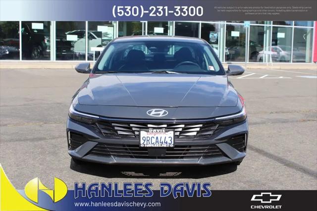 2025 Hyundai Elantra Hybrid Limited