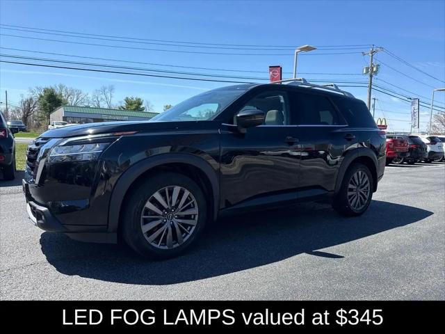 2023 Nissan Pathfinder SL 4WD