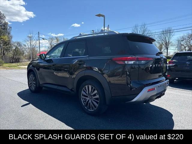 2023 Nissan Pathfinder SL 4WD