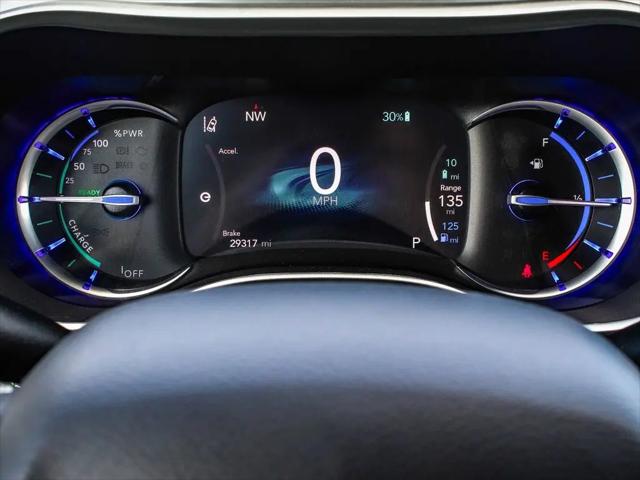 2022 Chrysler Pacifica Hybrid Touring L