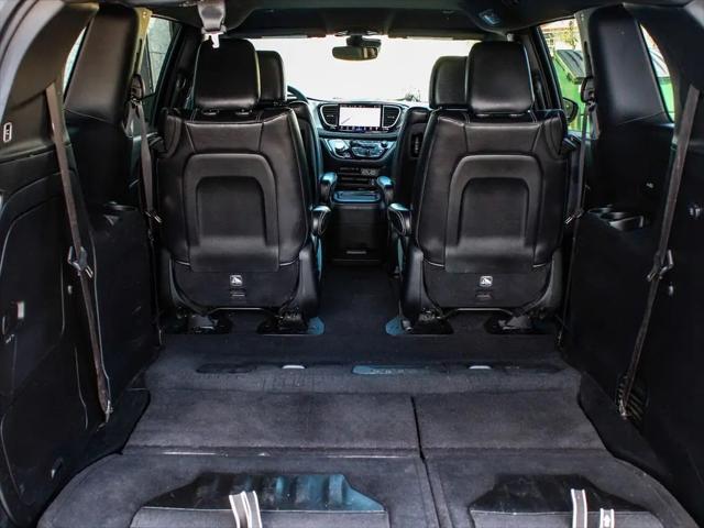 2022 Chrysler Pacifica Hybrid Touring L