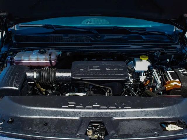 2023 Ram 1500 Big Horn Crew Cab 4x4 5'7" Box